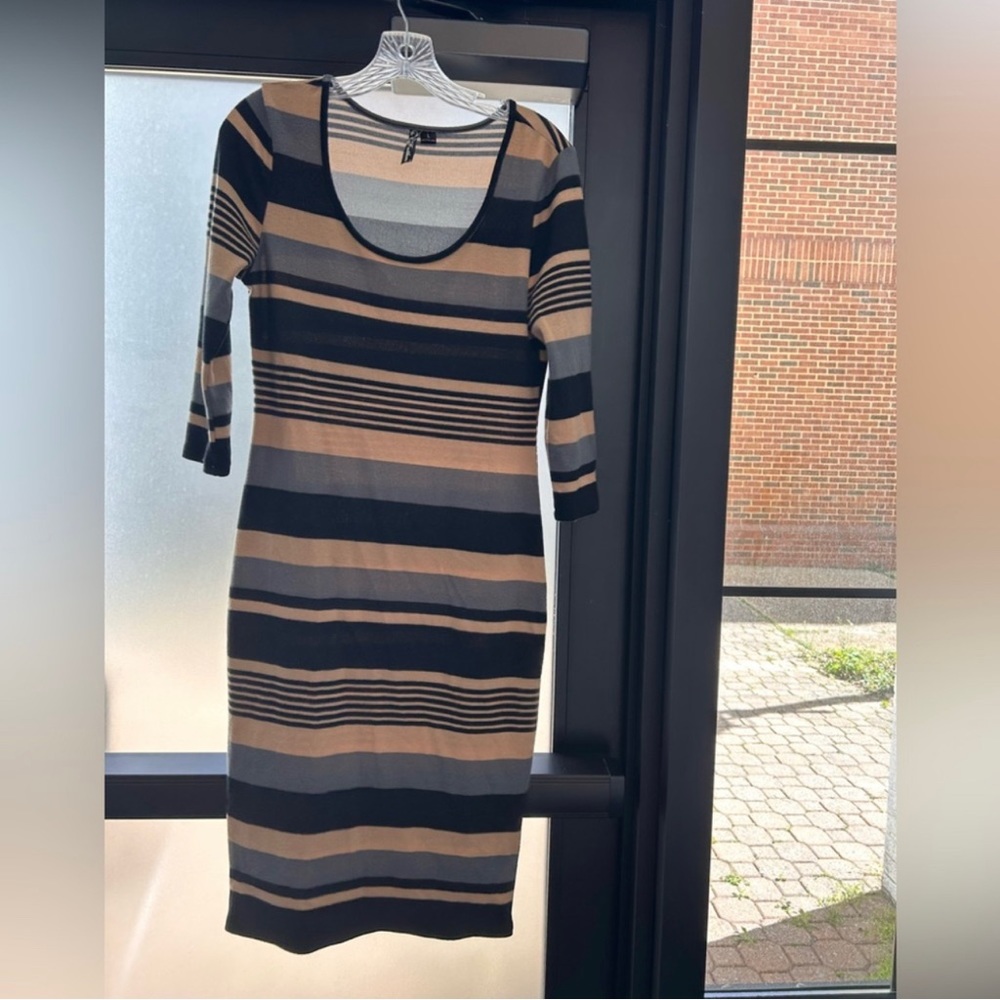 🌼3/$10🌼 Red Camel brown and black stripe dress large